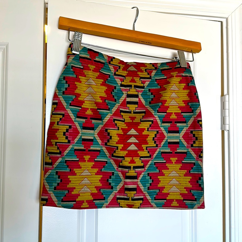 Patterned skirt